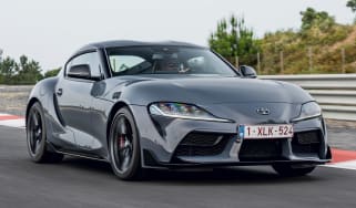 Toyota Supra manual - front